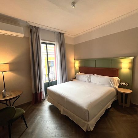 The Honest Hotel & Apartments Seville Luaran gambar