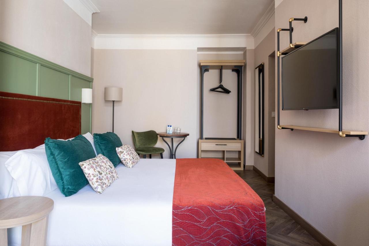 The Honest Hotel & Apartments Seville Luaran gambar
