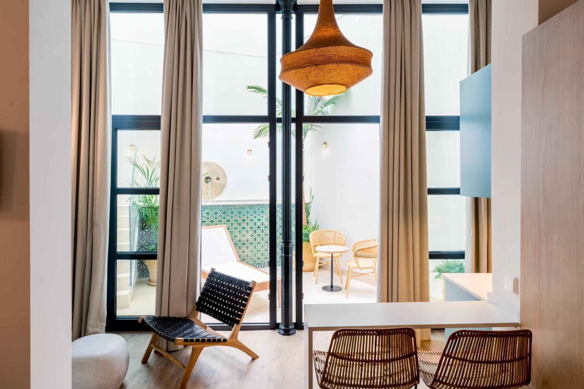 The Honest Hotel Seville Luaran gambar