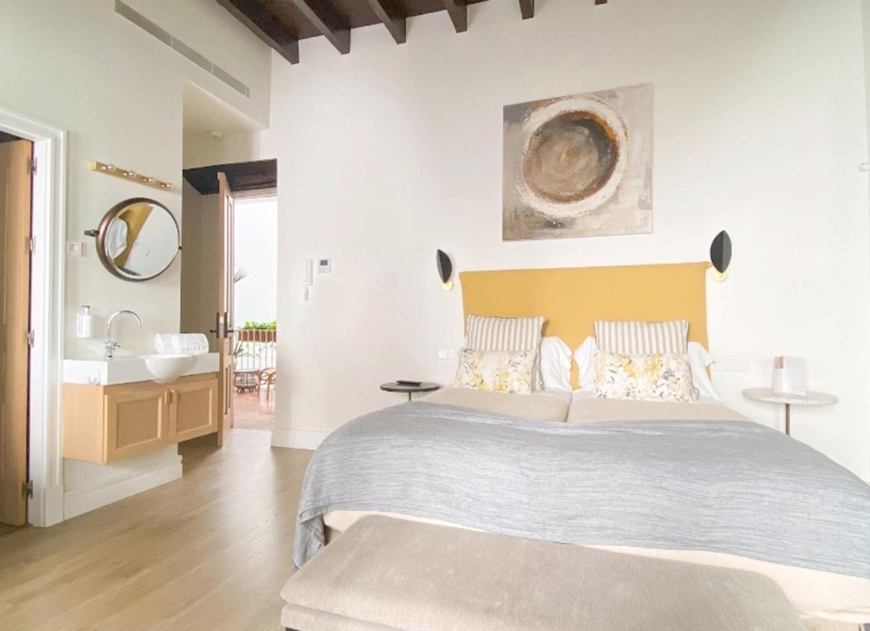 The Honest Hotel & Apartments Seville Luaran gambar