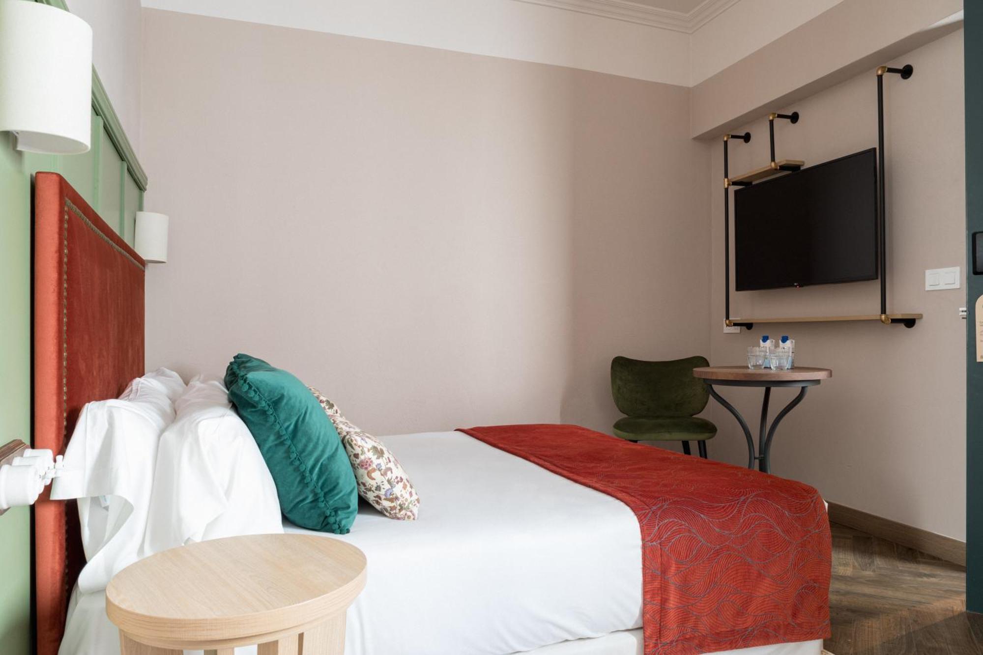 The Honest Hotel & Apartments Seville Luaran gambar