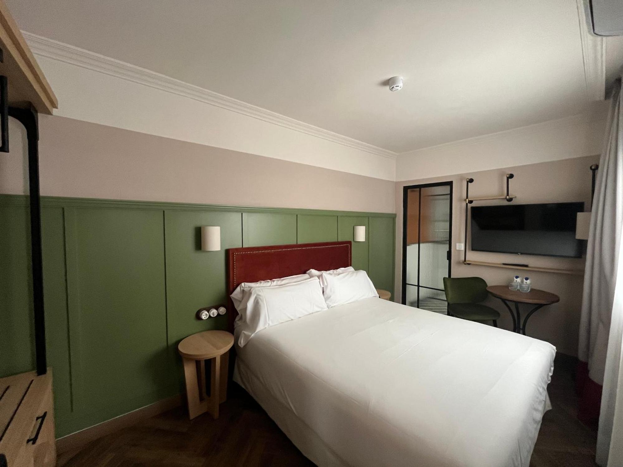 The Honest Hotel & Apartments Seville Luaran gambar
