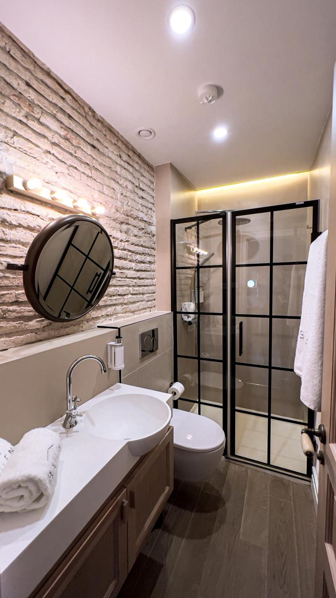 The Honest Hotel & Apartments Seville Luaran gambar